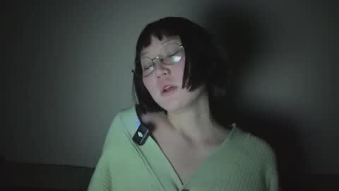 Yuko-chan online show from 01-14-25, 06:38