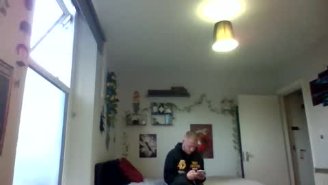 Snapshot of boky_ chatting on 05-09-26, 07:52 boky_ online show from 05-09-26, 07:52