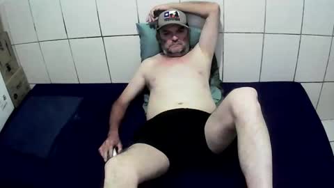 Snapshot of bolado22323 chatting on 01-19-25, 08:41 cesar augusto online show from 01-19-25, 08:41