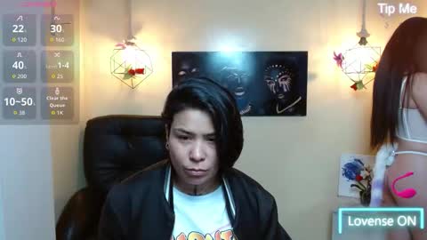 Paris online show from 12-14-25, 03:23