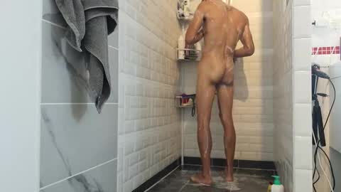 Snapshot of bomale89 chatting on 09-26-25, 11:25 bomale89 online show from 09-26-25, 11:25