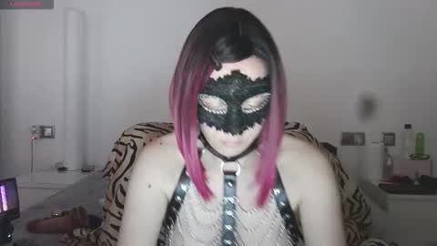 Lucy online show from 03-17-26, 03:48