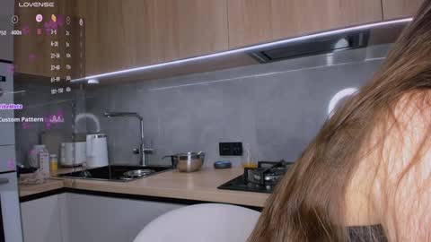 Olly online show from 12-08-24, 09:35