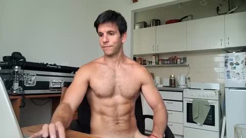 Snapshot of bondi333 chatting on 01-09-25, 04:41 Bondi online show from 01-09-25, 04:41