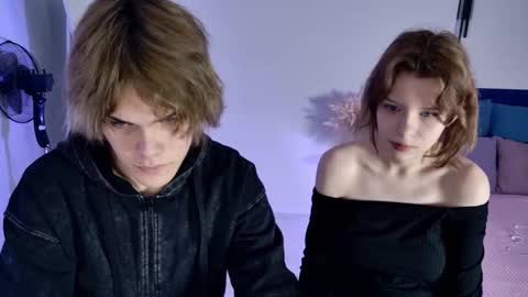 Jessy  Mark online show from 12-17-25, 05:08