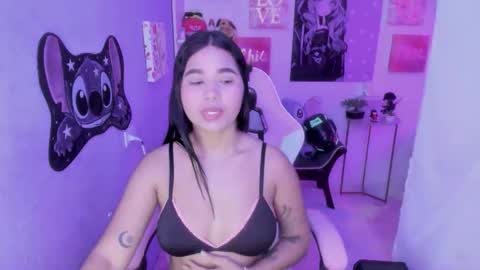 Bonnie online show from 04-05-26, 04:31