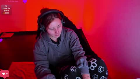 Bonnie Help me reach 500 likes online show from 03-27-26, 09:47