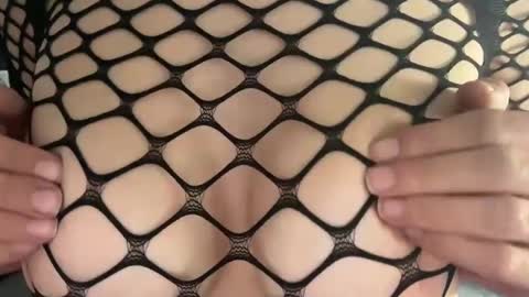 Snapshot of bonnieclyde19845 chatting on 01-28-25, 07:32 Bonnie Buttons online show from 01-28-25, 07:32