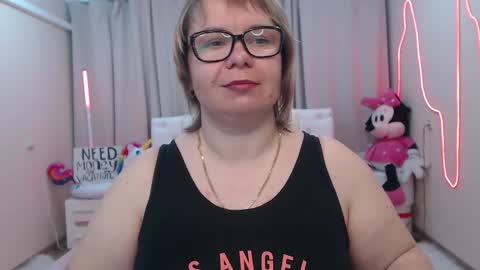 Snapshot of bonnnyboobsy chatting on 05-24-26, 06:35 bonnnyboobsy online show from 05-24-26, 06:35