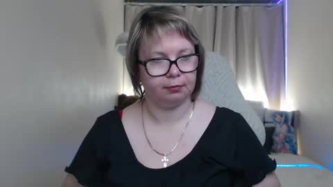 Snapshot of bonnnyboobsy chatting on 05-30-26, 06:38 bonnnyboobsy online show from 05-30-26, 06:38