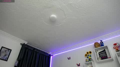 Soffy Brooks Independent model online show from 04-14-26, 05:46