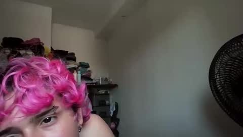 Snapshot of bonny_cum chatting on 05-04-26, 05:42 bonny_cum online show from 05-04-26, 05:42