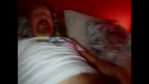 Snapshot of bonzoband chatting on 02-19-25, 11:06 bonzoband online show from 02-19-25, 11:06