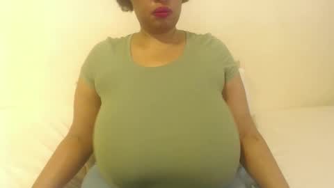 boobyqueen online show from 09-21-25, 05:20