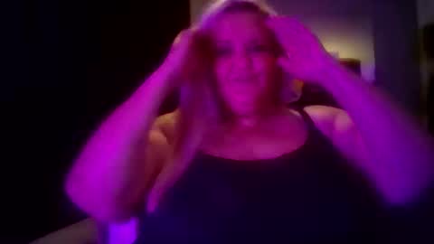 Ashlie Haines online show from 05-09-26, 07:24