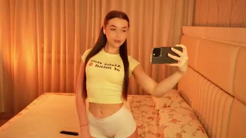 boootyfrytti online show from 06-25-26, 07:07
