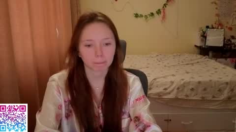 Snapshot of booozekirs_ chatting on 05-18-26, 04:07 Milena online show from 05-18-26, 04:07