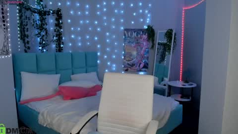 Snapshot of booozekirs_ chatting on 05-28-26, 03:15 Milena online show from 05-28-26, 03:15