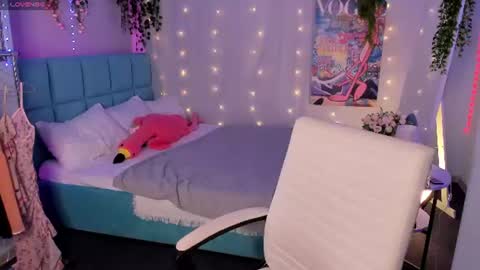 Snapshot of booozekirs_ chatting on 06-26-26, 03:00 Milena online show from 06-26-26, 03:00