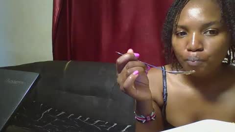 bootie_caramel online show from 03-02-25, 10:45