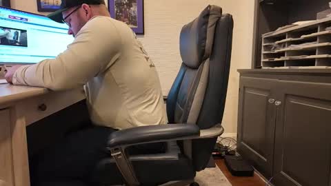 Boredhorndog online show from 04-13-26, 03:34