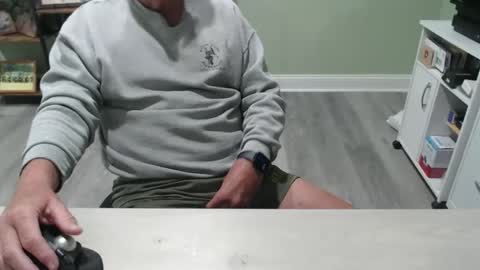 borntobebad2 online show from 04-13-26, 06:35