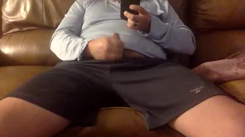 Snapshot of bosma994 chatting on 10-28-25, 06:06 bosma994 online show from 10-28-25, 06:06