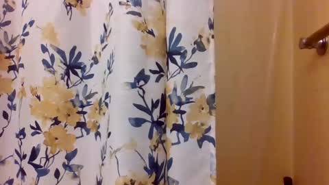 Snapshot of bosslife505050 chatting on 12-31-24, 11:31 The Italian Boss  online show from 12-31-24, 11:31