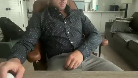 Snapshot of bottombeef052216 chatting on 09-09-25, 08:08 BottomBeef online show from 09-09-25, 08:08