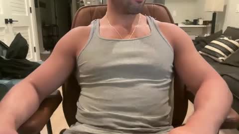 Snapshot of bottombeef052216 chatting on 09-22-25, 12:12 BottomBeef online show from 09-22-25, 12:12