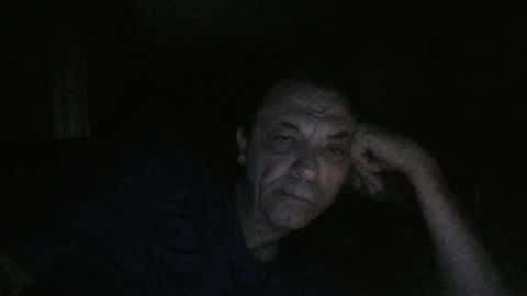 Snapshot of bottomcdforoldersc chatting on 07-28-26, 02:40 James online show from 07-28-26, 02:40