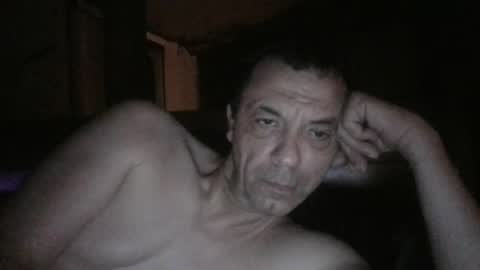Snapshot of bottomcdforoldersc chatting on 08-01-26, 01:05 James online show from 08-01-26, 01:05