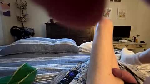 bottomtoy2222 online show from 04-23-26, 10:47