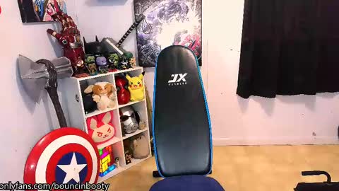 Snapshot of bouncinbooty chatting on 02-20-25, 04:14 Pumpkin Butt online show from 02-20-25, 04:14