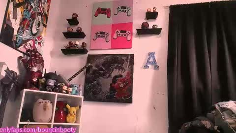 Pumpkin Butt online show from 03-27-26, 08:30