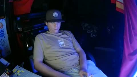 Bowerboi1217 online show from 11-24-25, 12:49