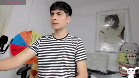 Snapshot of boy_andy__ chatting on 01-09-25, 05:00 Aaron online show from 01-09-25, 05:00