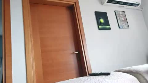 Dan online show from 10-26-25, 01:39