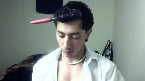 Boy Astro online show from 12-11-24, 12:55