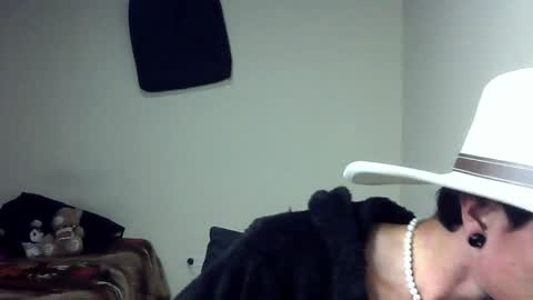 Boy Astro online show from 01-06-25, 12:02