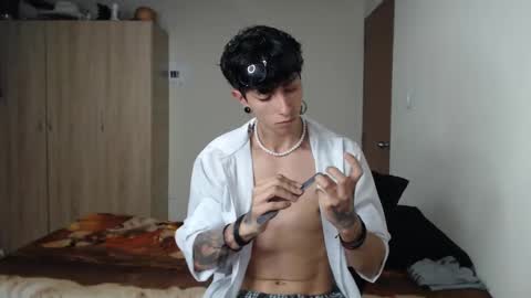 Boy Astro online show from 02-22-25, 12:49