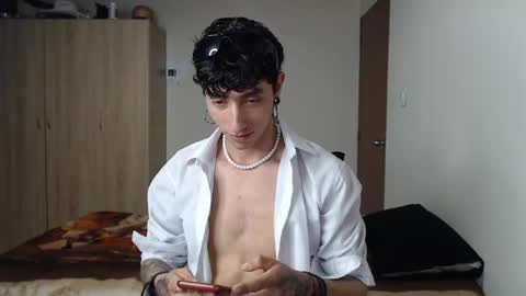 Boy Astro online show from 02-23-25, 12:30