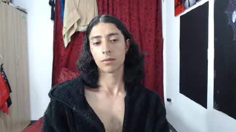 Boy Astro online show from 06-04-26, 03:34