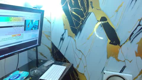 boy_tatto77 online show from 02-14-26, 06:48