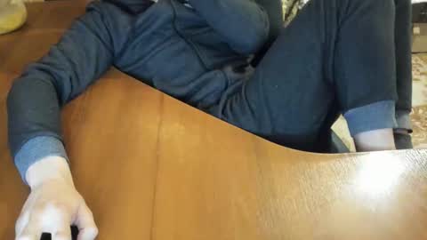 BoyApollon online show from 10-27-25, 05:44