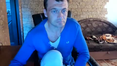 Snapshot of boyapollon chatting on 06-14-26, 02:35 BoyApollon online show from 06-14-26, 02:35