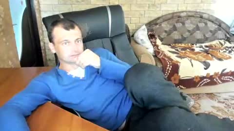 Snapshot of boyapollon chatting on 06-15-26, 07:54 BoyApollon online show from 06-15-26, 07:54