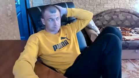 Snapshot of boyapollon chatting on 06-19-26, 03:55 BoyApollon online show from 06-19-26, 03:55