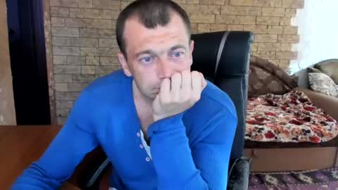 Snapshot of boyapollon chatting on 07-11-26, 05:10 BoyApollon online show from 07-11-26, 05:10
