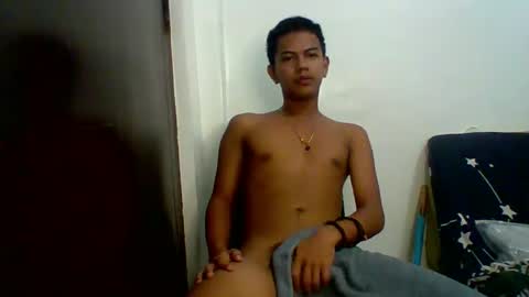 boyax16 online show from 12-10-24, 08:40